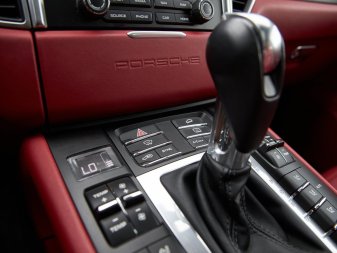 PORSCHE Macan GTS WP1AG2A53HLB55656 62525