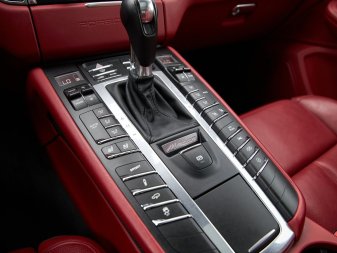 PORSCHE Macan GTS WP1AG2A53HLB55656 62526