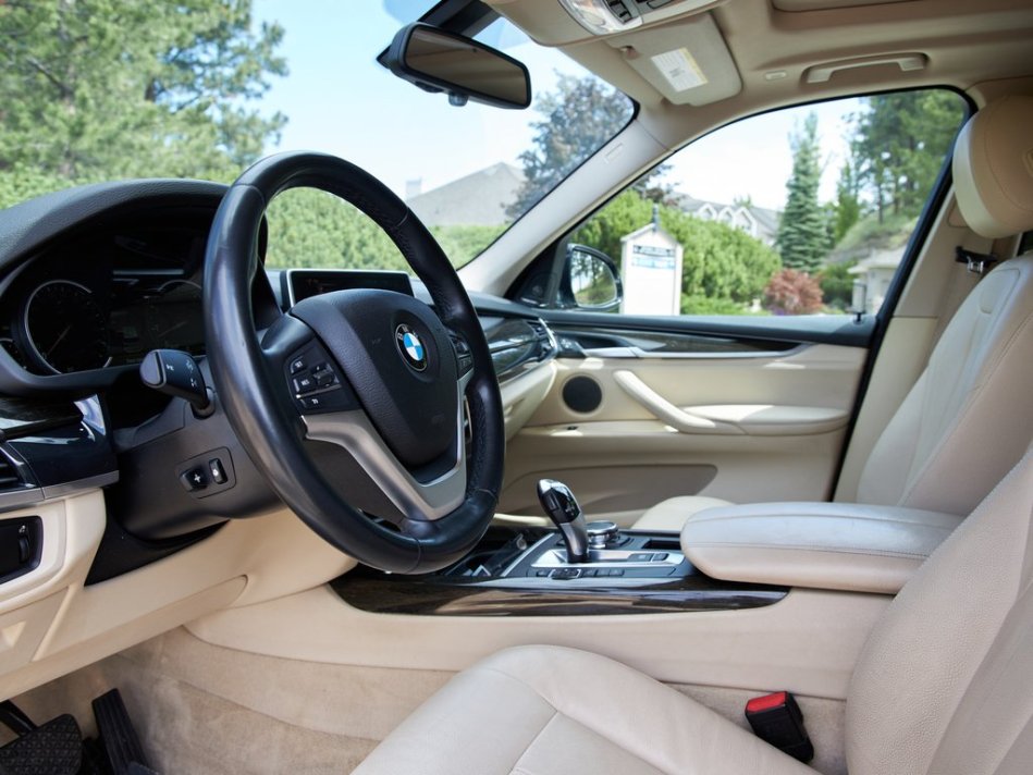 BMW X5 XDRIVE35I 5UXKR0C55F0P14381 62583