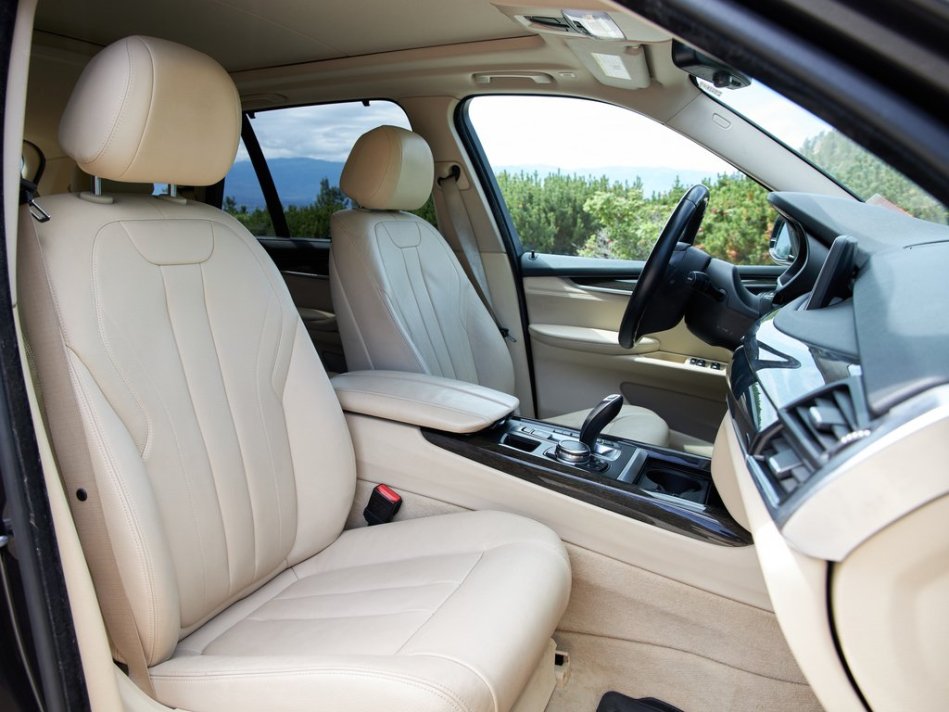 BMW X5 XDRIVE35I 5UXKR0C55F0P14381 62588