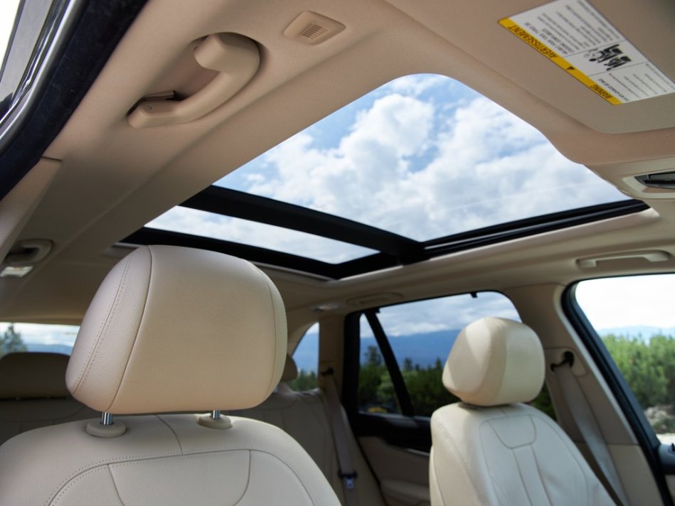 BMW X5 XDRIVE35I 5UXKR0C55F0P14381 62589