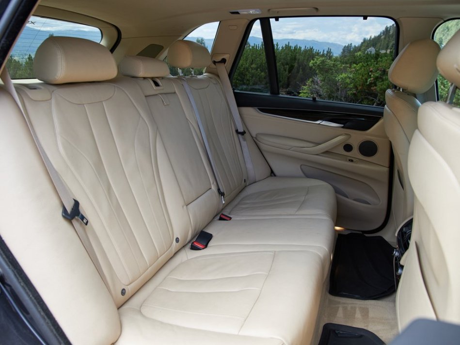 BMW X5 XDRIVE35I 5UXKR0C55F0P14381 62591