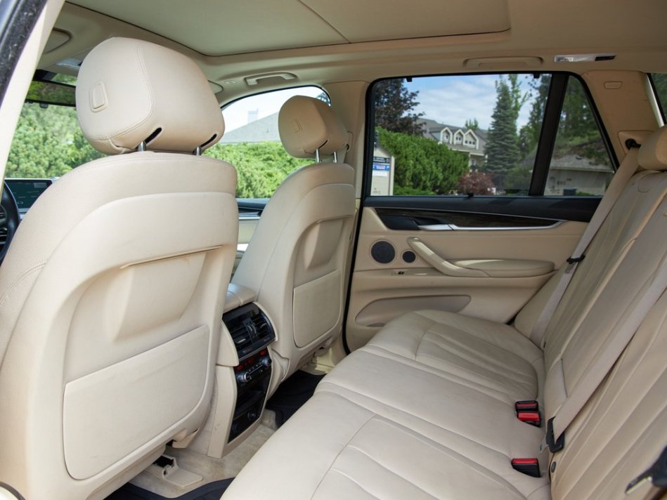 BMW X5 XDRIVE35I 5UXKR0C55F0P14381 62592