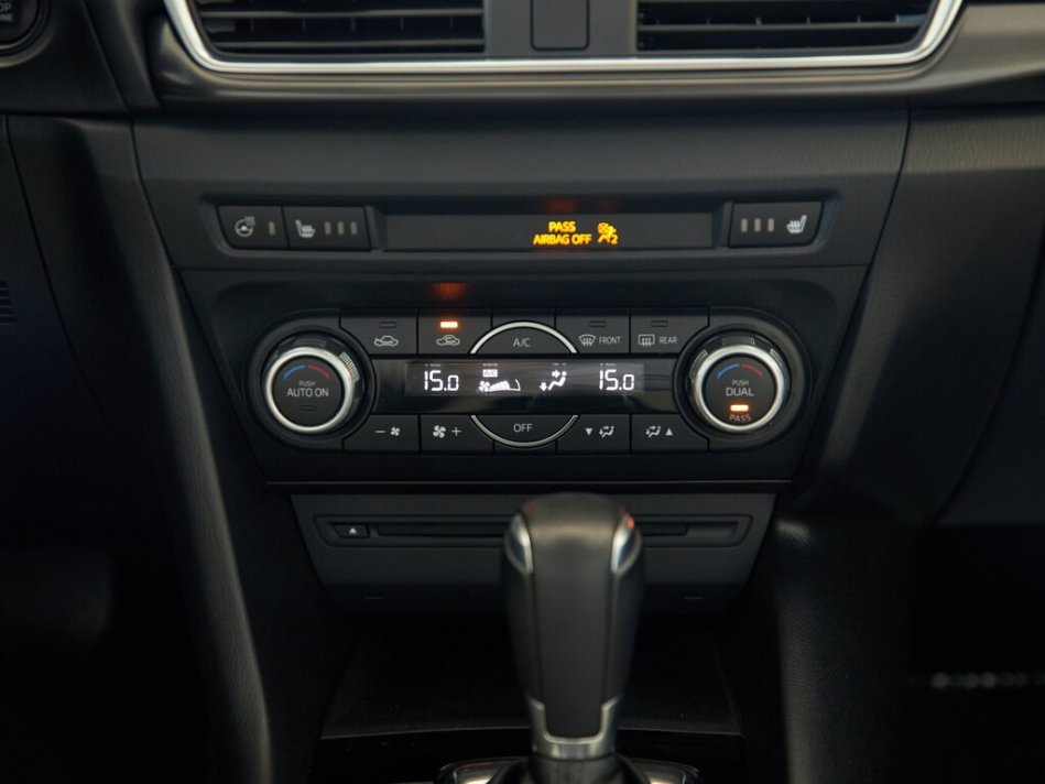 MAZDA Mazda3 Sport GT 3MZBN1M39JM194673 62665