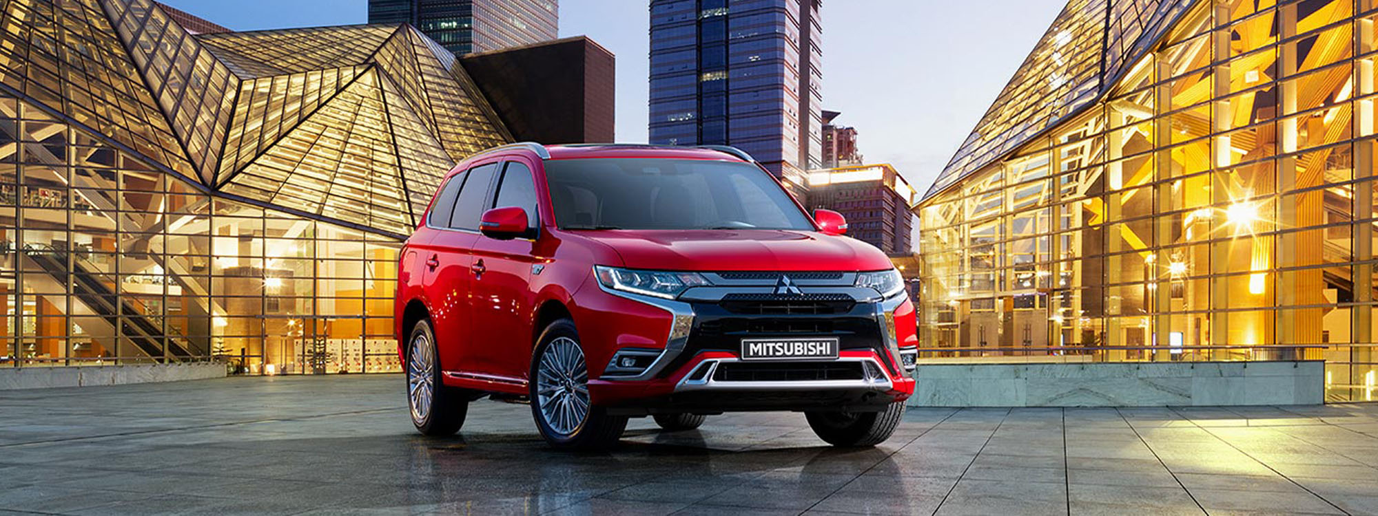 Mitsubishi Canada Rewards Teen With Special Incentive on Best-Selling PHEV 