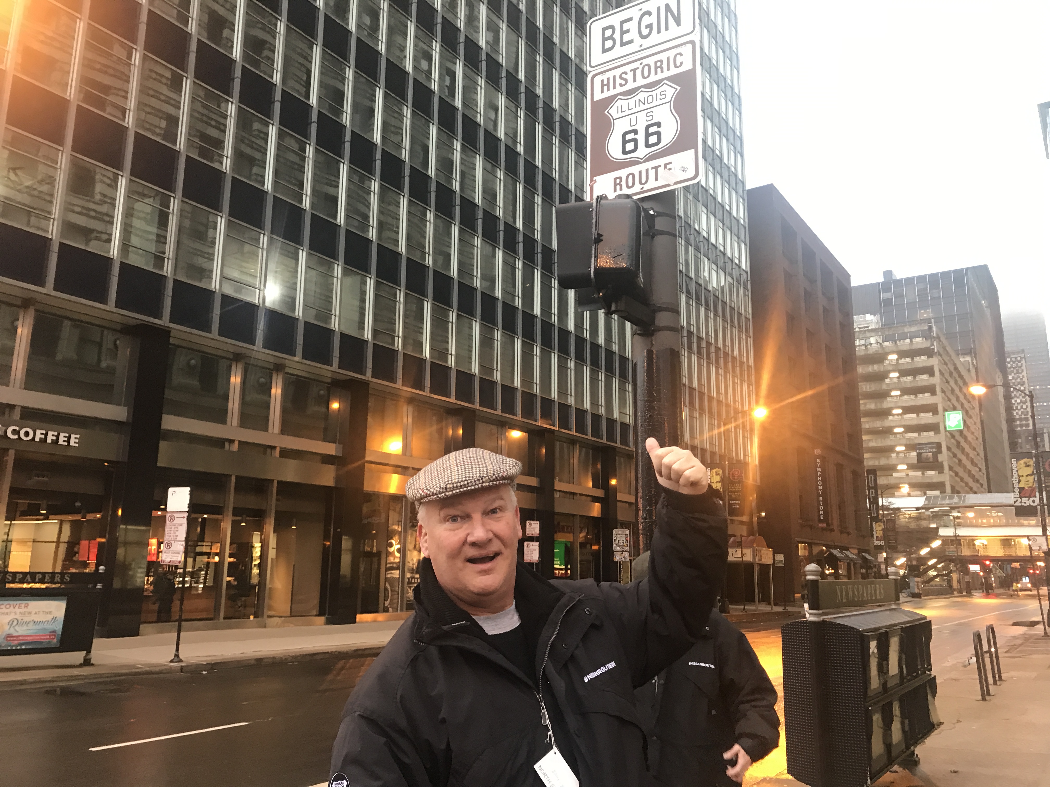 eyes on auto's mark richardson in chicago at the start of route 66