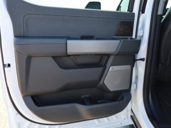 2024 Ford F-350 Super Duty Lariat  - Leather Seats - Image 8