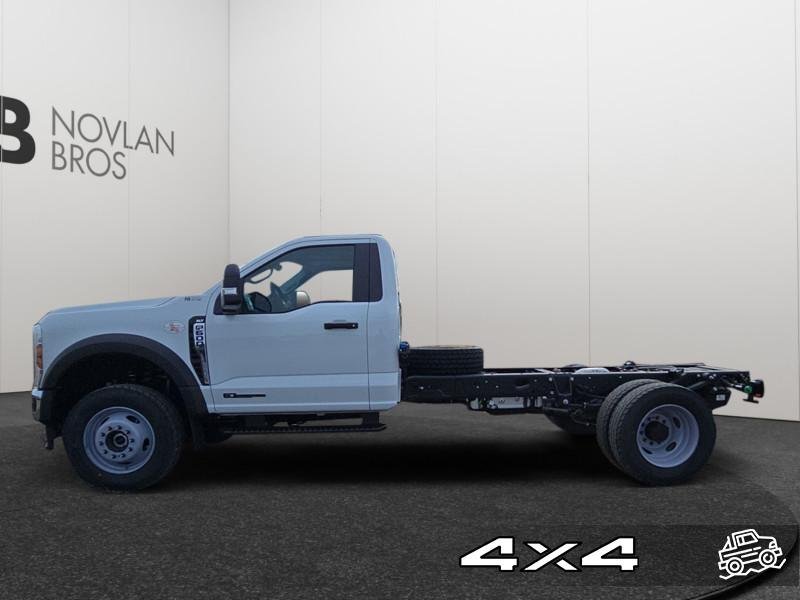 Ford Super Duty F-600 DRW XLT  - Diesel Engine 1FDFF6LT3SDA08747 121085