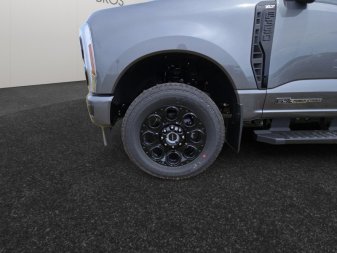 Ford F-350 Super Duty XLT  - Diesel Engine 1FT8W3BT2SED88428 125082