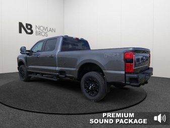 Ford F-350 Super Duty XLT  - Diesel Engine 1FT8W3BT2SED88428 125225