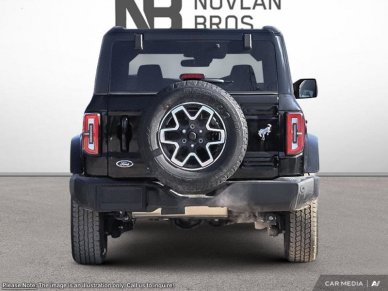 2025 Ford Bronco Outer Banks - Image 4