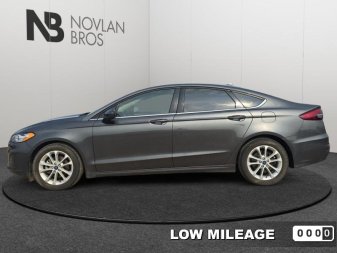 2020 Ford Fusion SE  - Heated Seats - Navigation - Image 1