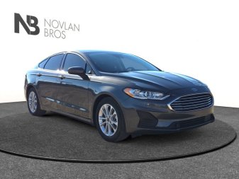 2020 Ford Fusion SE  - Heated Seats - Navigation - Image 1