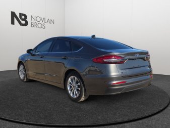 2020 Ford Fusion SE  - Heated Seats - Navigation - Image 3