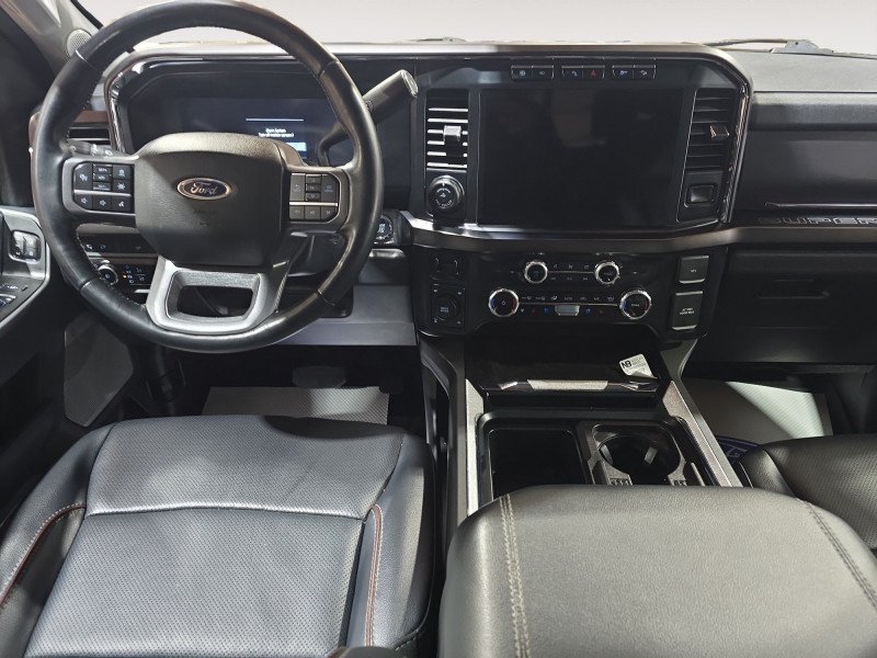 Ford F-350 Super Duty Lariat  - Diesel Engine 1FT8W3BT1PED87150 131240