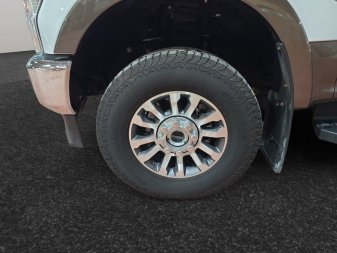 2022 Ford F-350 Super Duty Lariat  - Navigation - Image 13