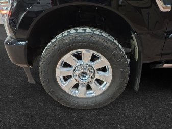 2022 Ford F-350 Super Duty Platinum  - Power Stroke - Image 14