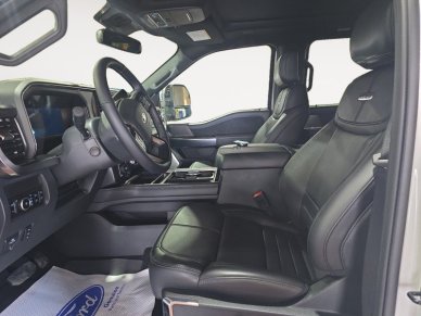 2026 Ford F-350 Super Duty Platinum  - Power Stroke - Image 8