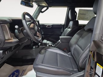 2026 Ford Bronco Outer Banks - Image 8