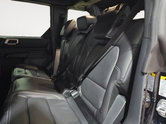 2026 Ford Bronco Outer Banks - Image 12