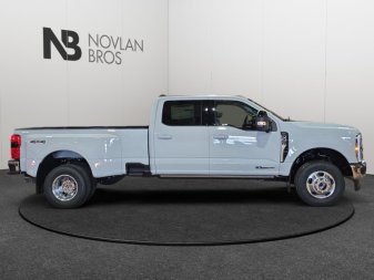 2026 Ford F-350 Super Duty Lariat  - Premium Audio - Image 6
