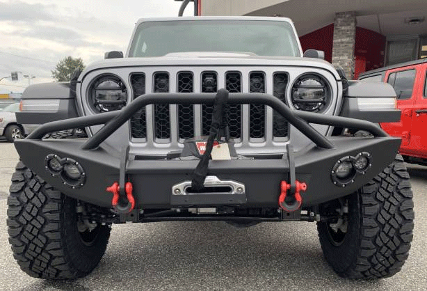 A grey 2020 Jeep Gladiator Rubicon at O