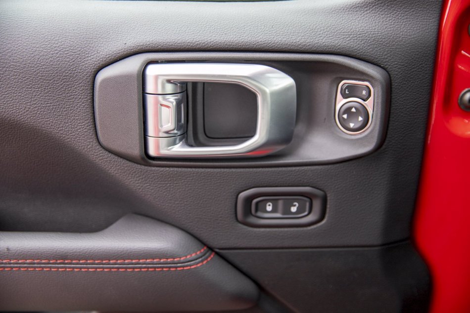 JEEP Wrangler Unlimited Rubicon 1C4HJXFNXMW863273 103955