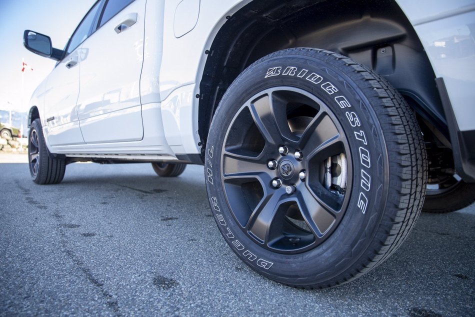 RAM 1500 Sport 1C6SRFVT2NN108190 100509