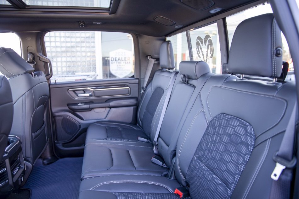 RAM 1500 Sport 1C6SRFVT2NN108190 100513