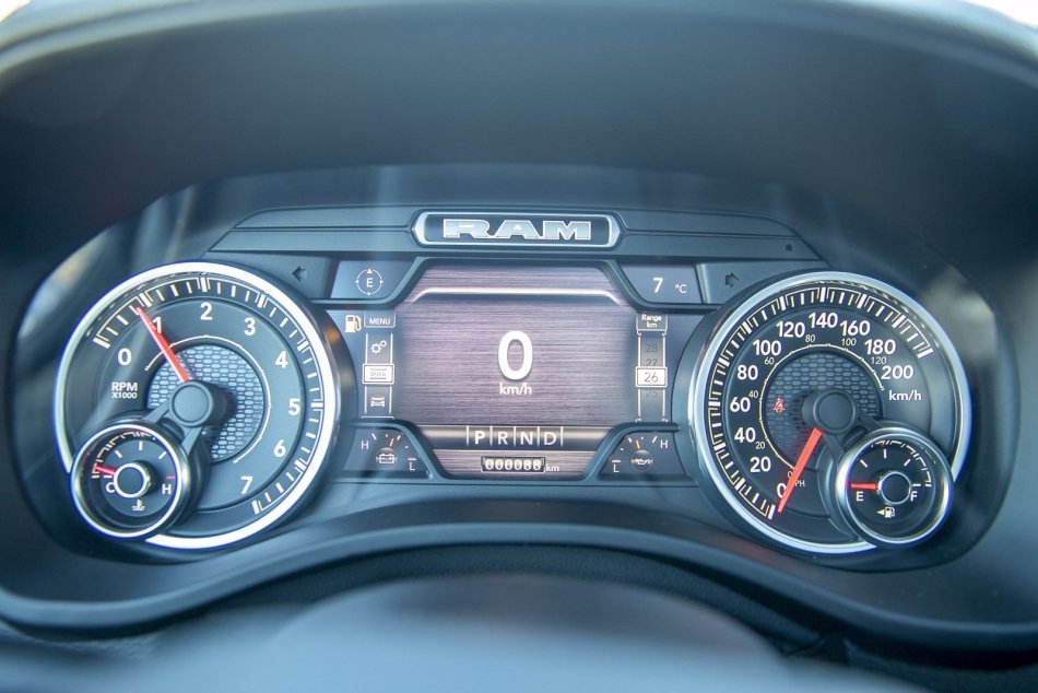 RAM 1500 Sport 1C6SRFVT2NN108190 100518