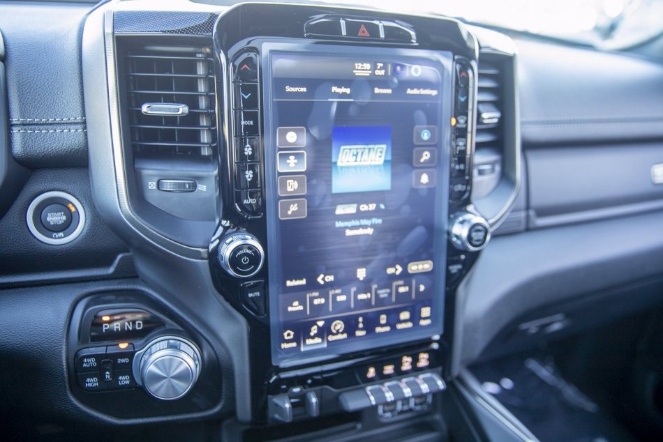 RAM 1500 Sport 1C6SRFVT2NN108190 100519