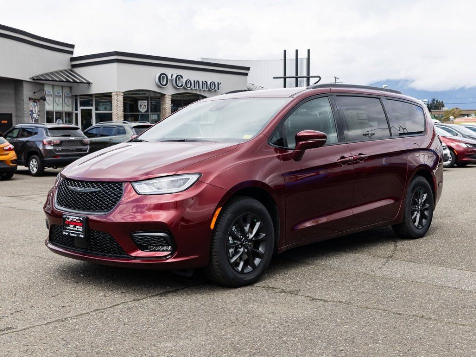 CHRYSLER Pacifica Touring 2C4RC1FG9NR126301 105506