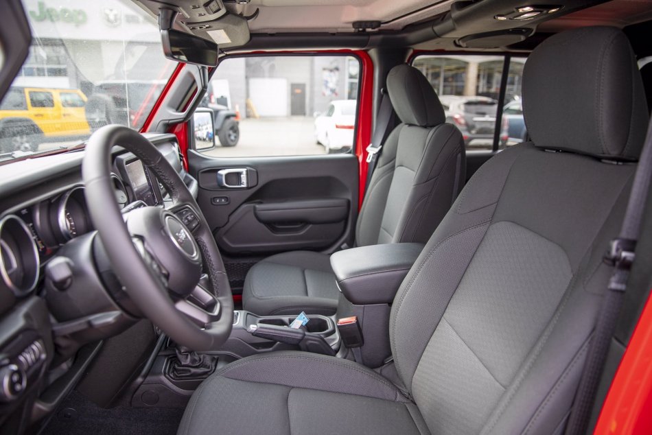 JEEP Gladiator Sport S 1C6JJTAM0NL118034 103793