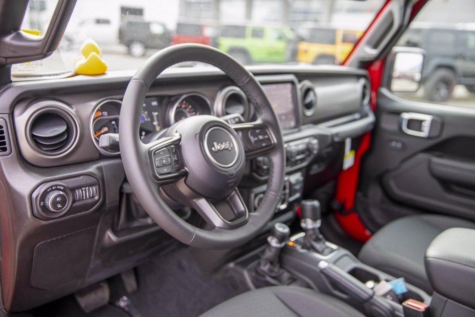 JEEP Gladiator Sport S 1C6JJTAM0NL118034 103794