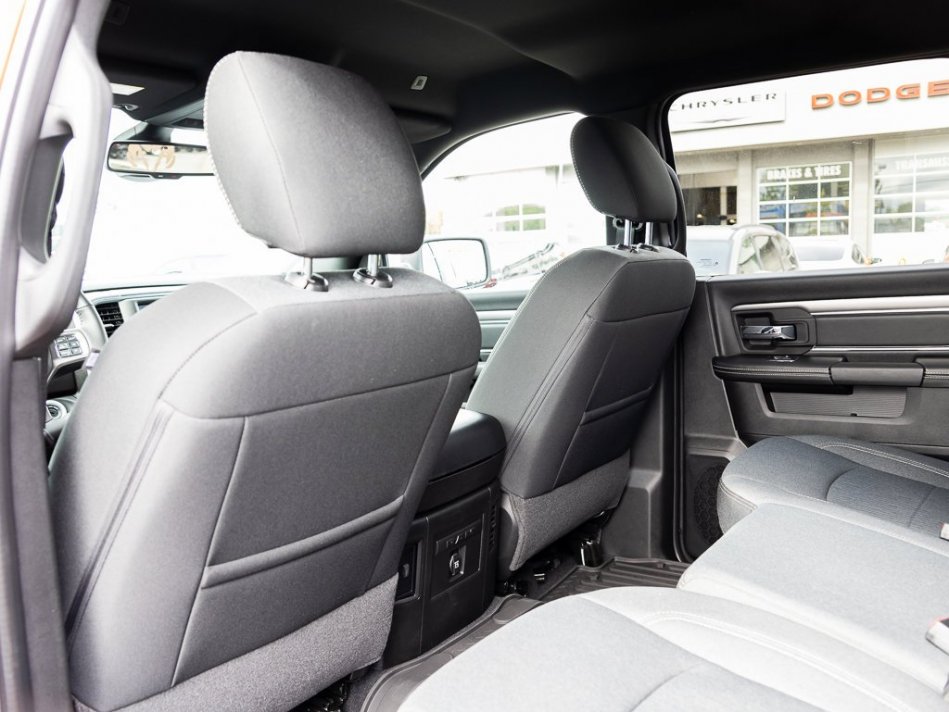 RAM 1500 Classic Warlock 1C6RR7LT8NS155488 105859