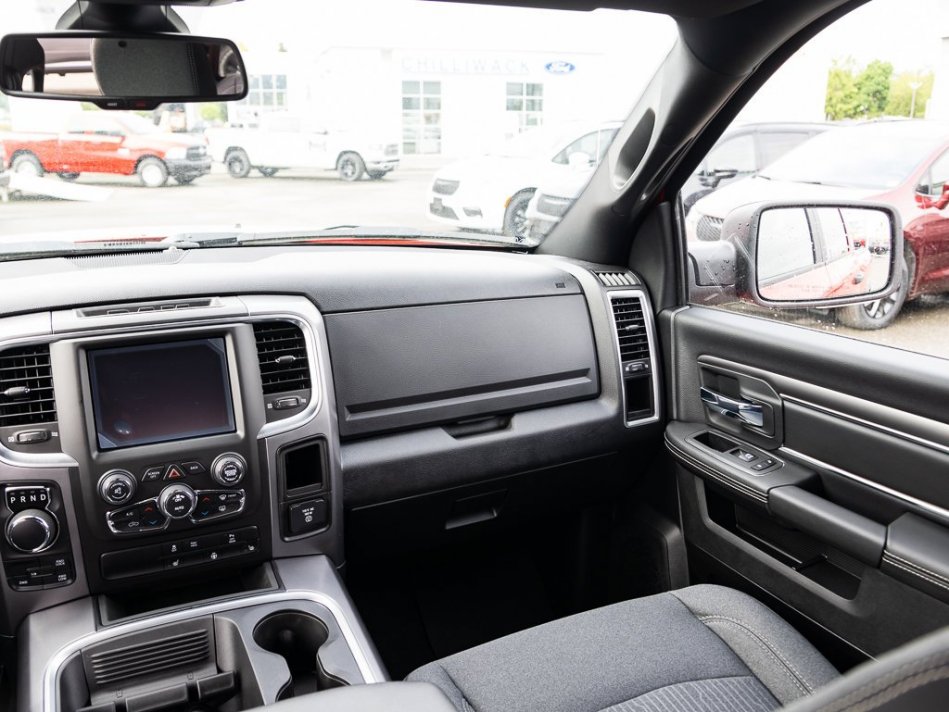 RAM 1500 Classic Warlock 1C6RR7LT8NS155488 105863