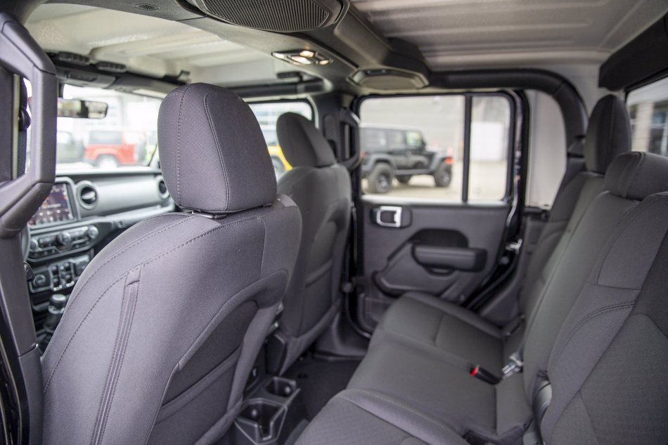 JEEP Gladiator Sport S 1C6JJTAM9NL118033 103875