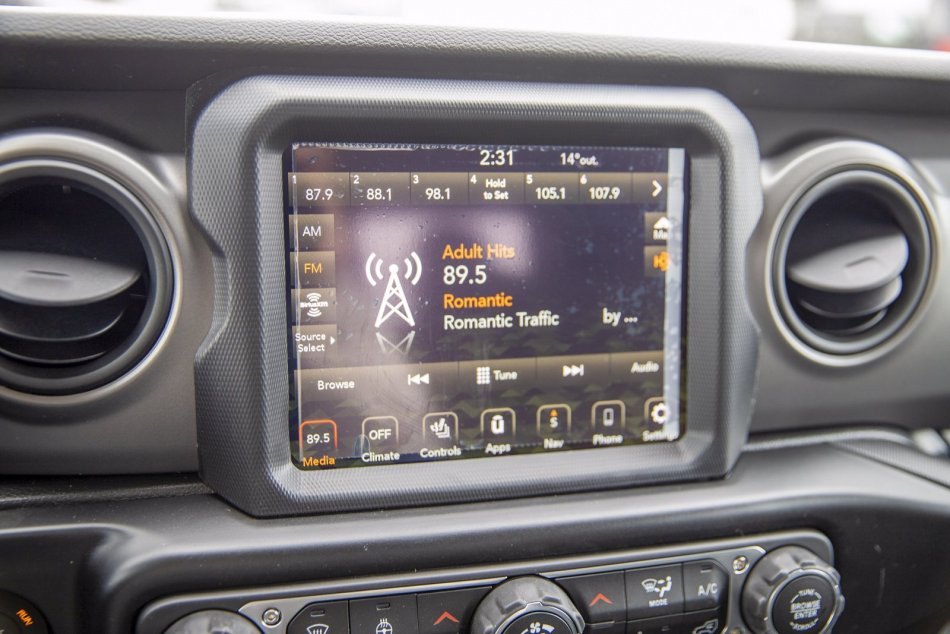 JEEP Gladiator Sport S 1C6JJTAM9NL118033 103883