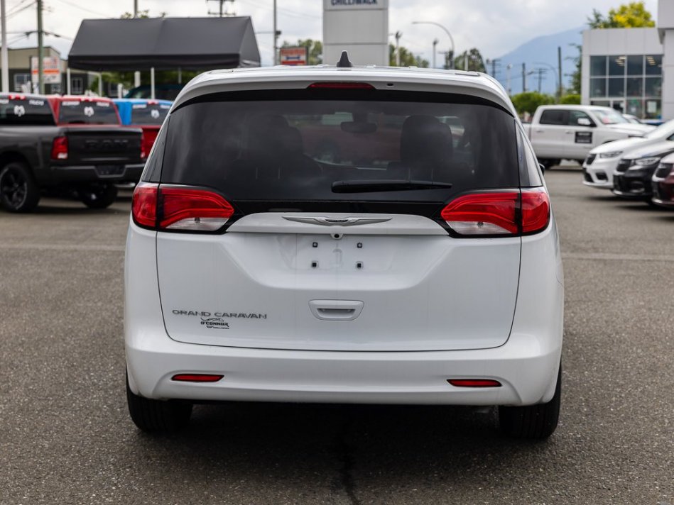 CHRYSLER Grand Caravan SXT 2C4RC1ZG4NR133927 105409