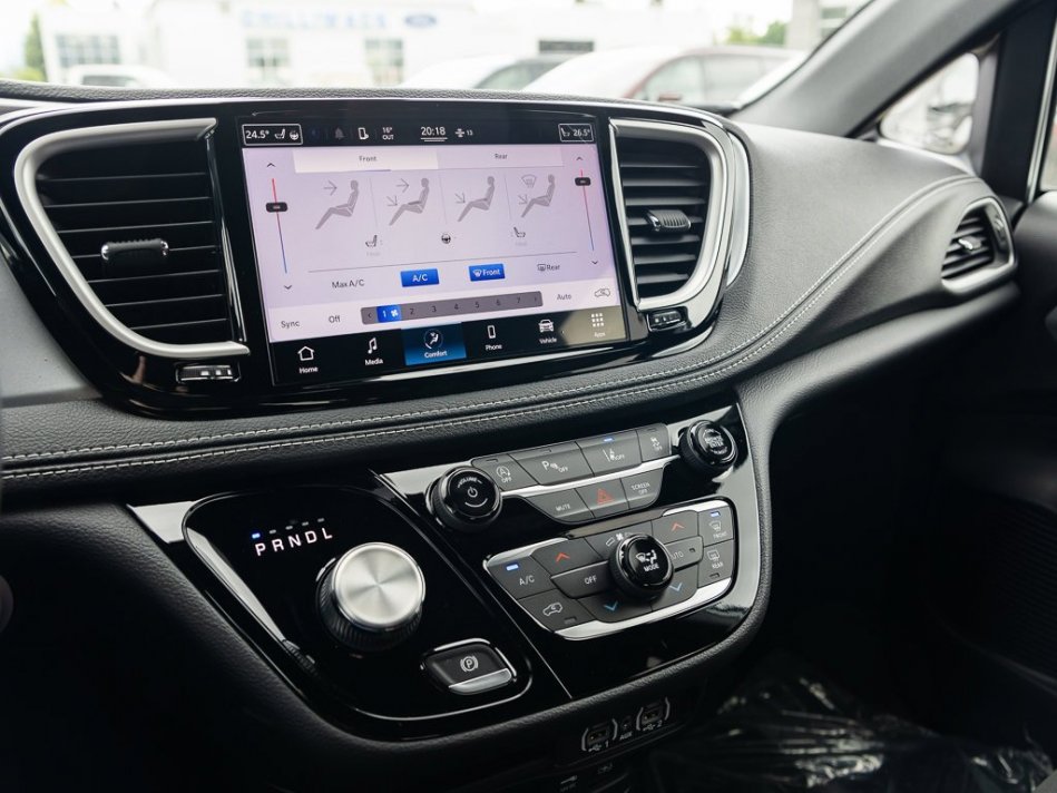 CHRYSLER Pacifica Touring 2C4RC3FG5NR135234 105441