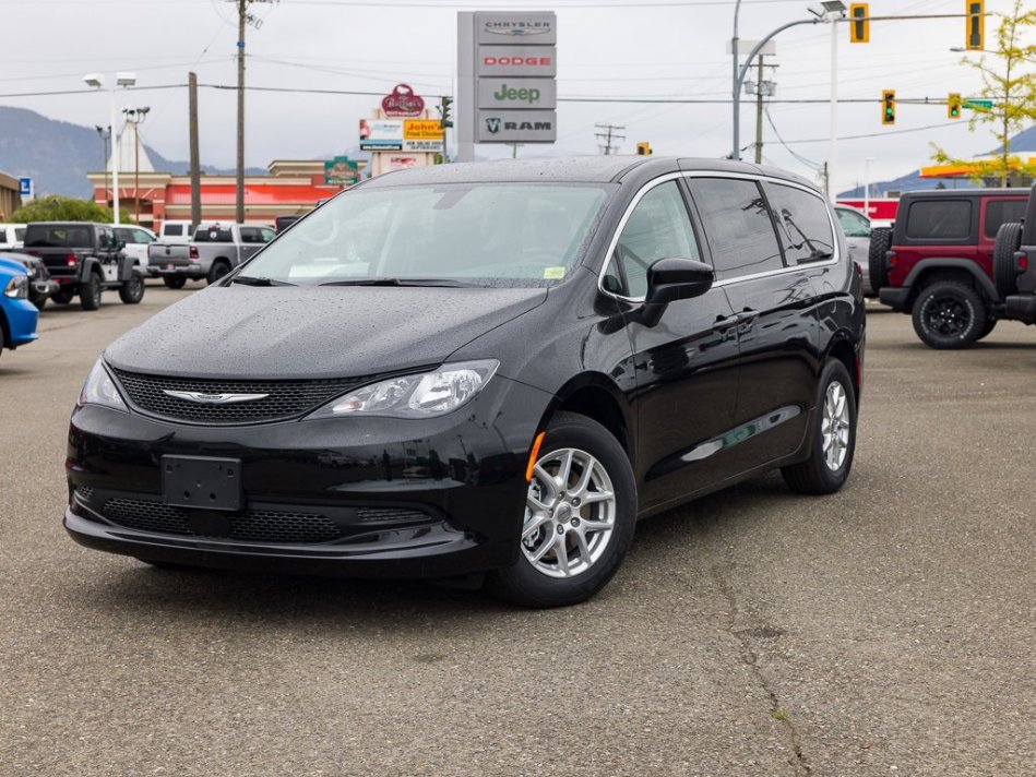 CHRYSLER Grand Caravan SXT 2C4RC1ZG5NR134536 104962