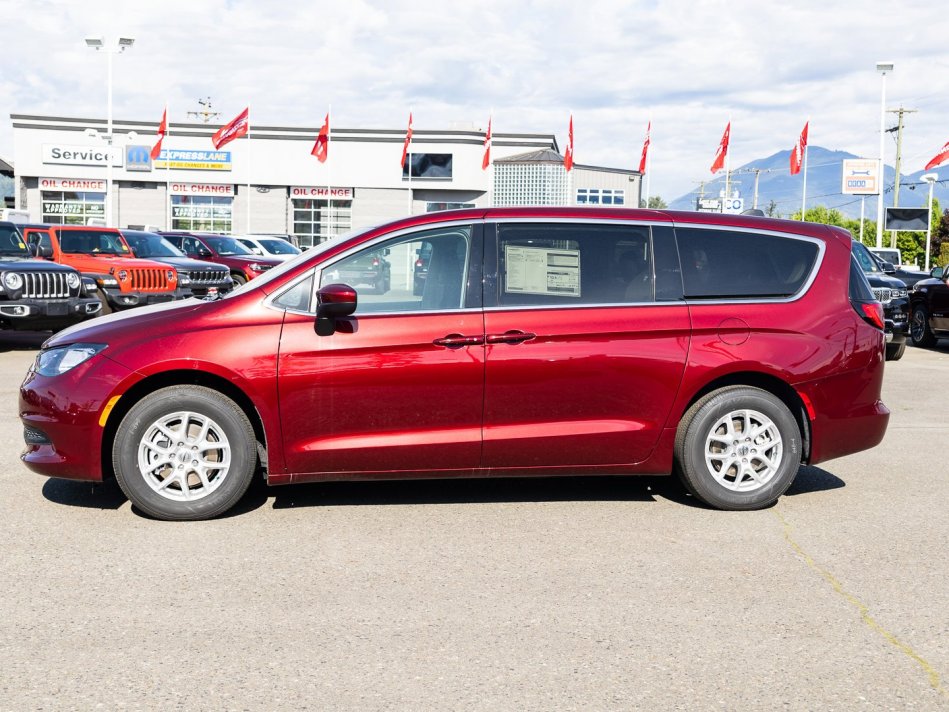 CHRYSLER Grand Caravan SXT 2C4RC1ZG9NR134538 105898