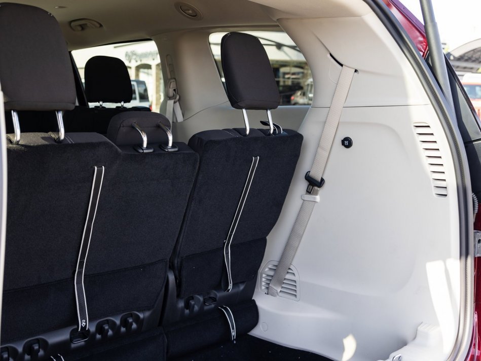 CHRYSLER Grand Caravan SXT 2C4RC1ZG9NR134538 105918