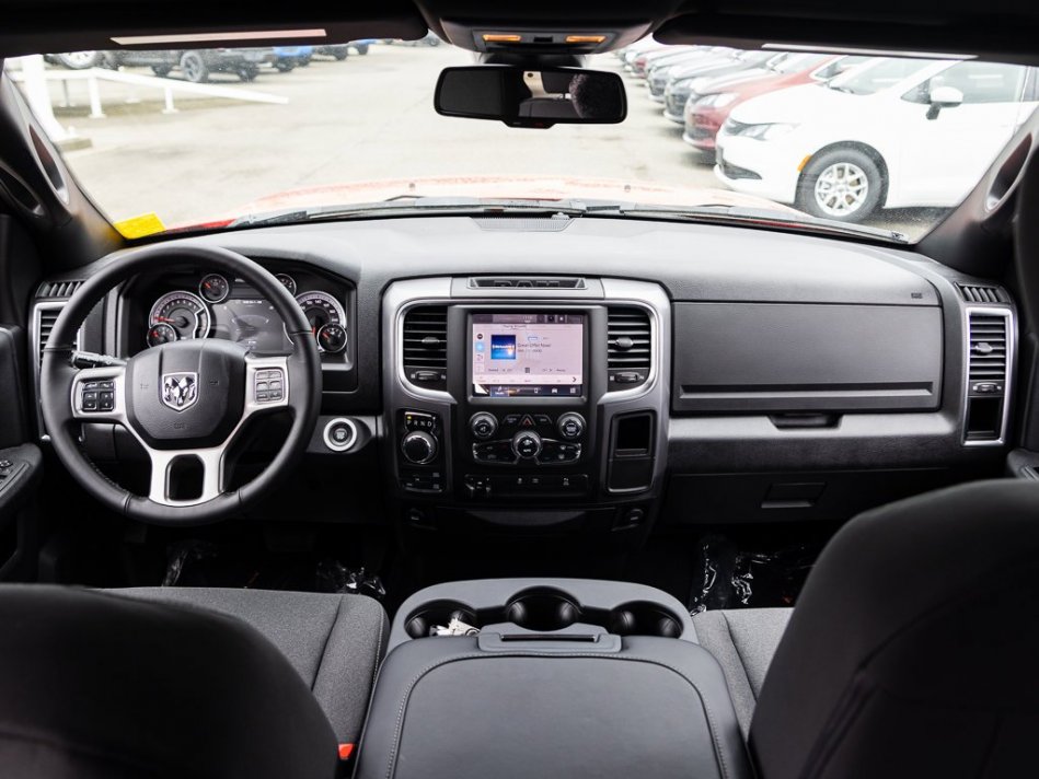 RAM 1500 Classic Warlock 1C6RR7LT4NS175396 105353