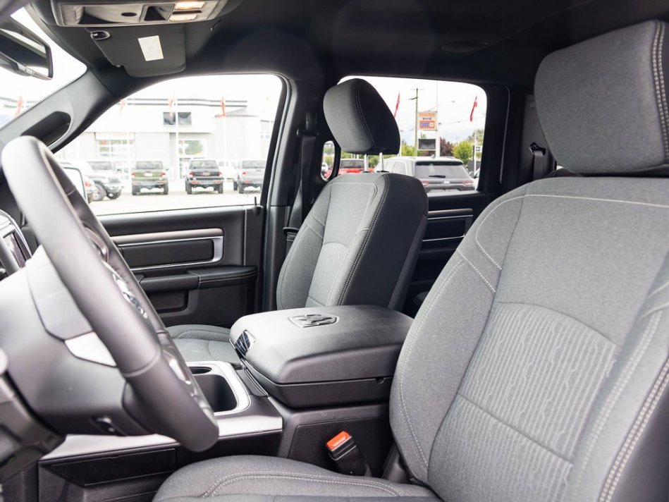 RAM 1500 Classic Warlock 1C6RR7LT8NS172176 105491