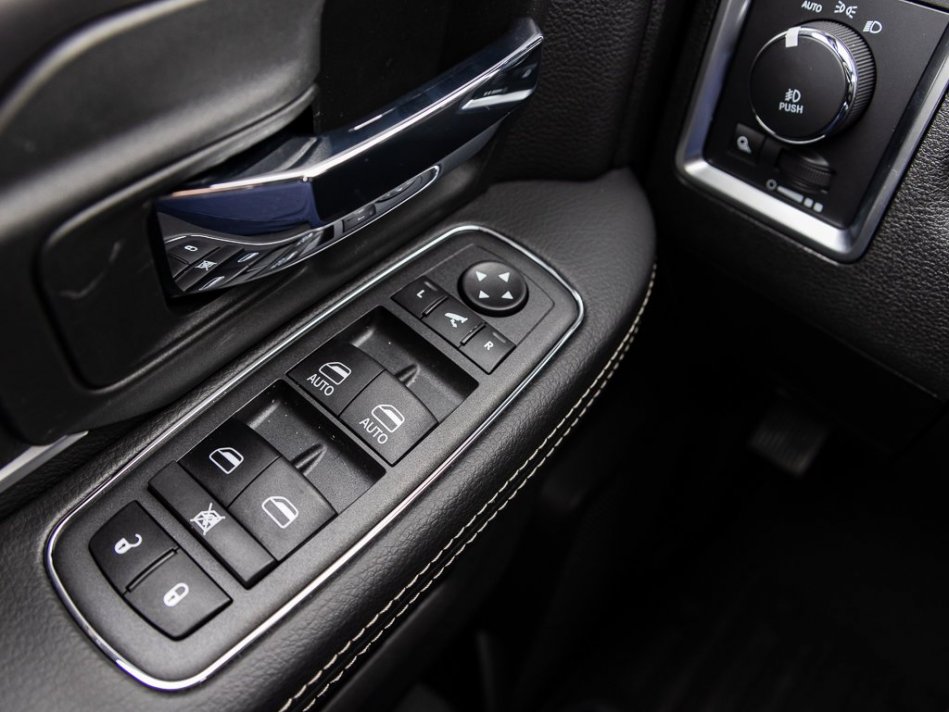 RAM 1500 Classic Warlock 1C6RR7LT8NS172176 105497