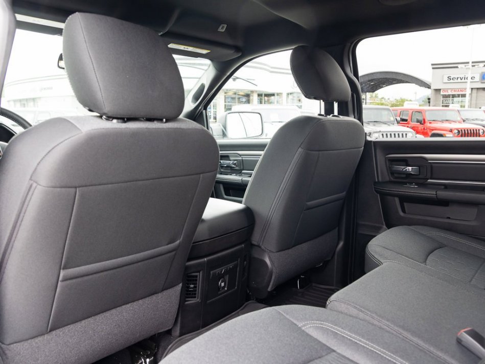 RAM 1500 Classic Warlock 1C6RR7LT8NS172176 105499