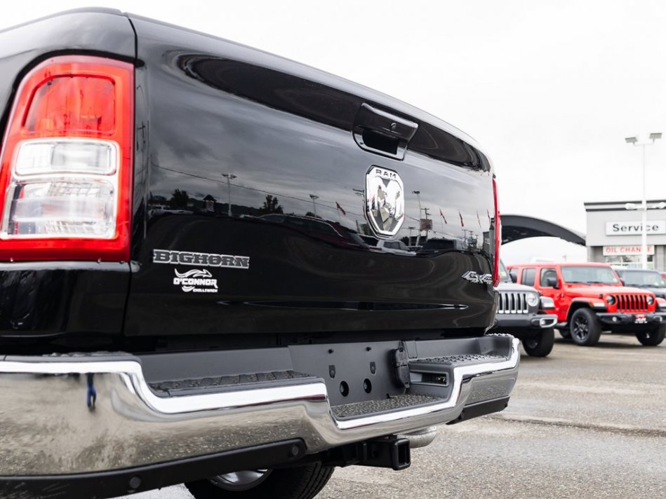 RAM 1500 Big Horn 1C6RRFFG1NN308087 105822