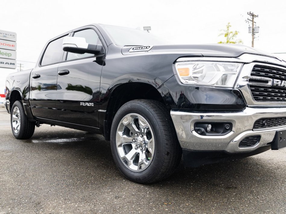 RAM 1500 Big Horn 1C6RRFFG1NN308087 105824