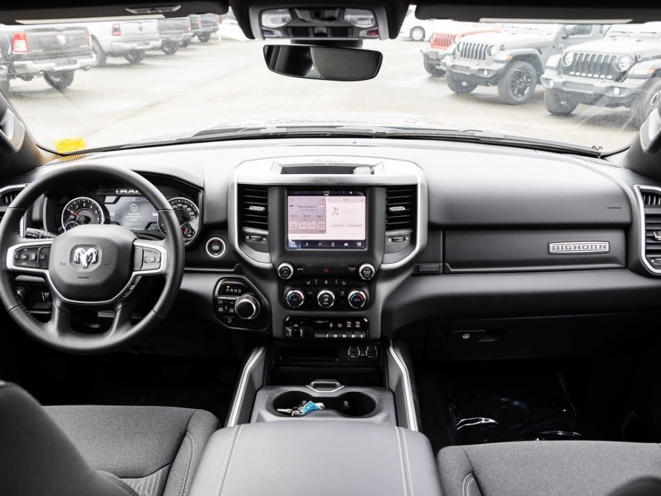 RAM 1500 Big Horn 1C6RRFFG1NN308087 105835